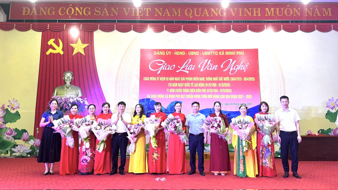 Xã Minh Phú Tổ chức Chương trình giao lưu văn nghệ Chào mừng kỷ niệm 50 năm ngày Giải phóng miền...
